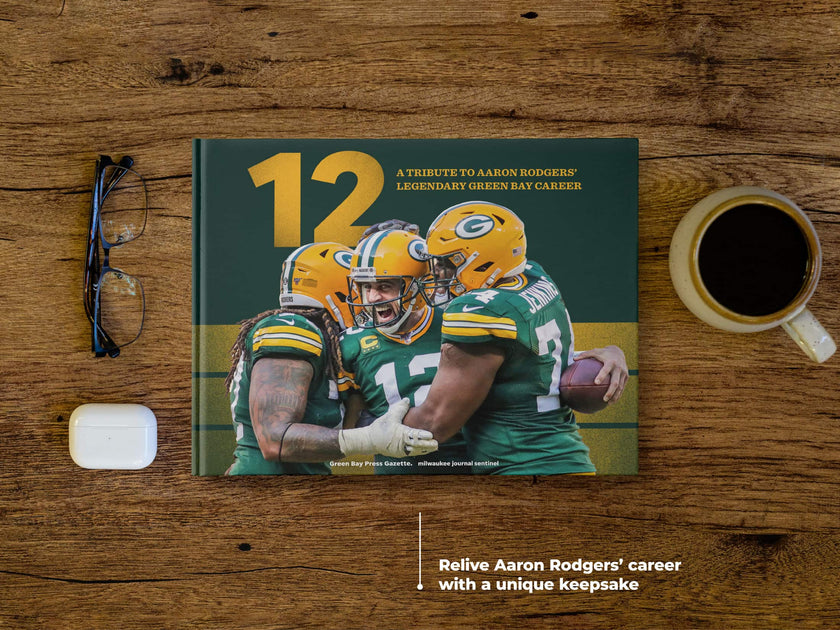 Turner Sports, NFL Green Bay Packers Aaron Rodgers 2023 Mini Wall Calendar