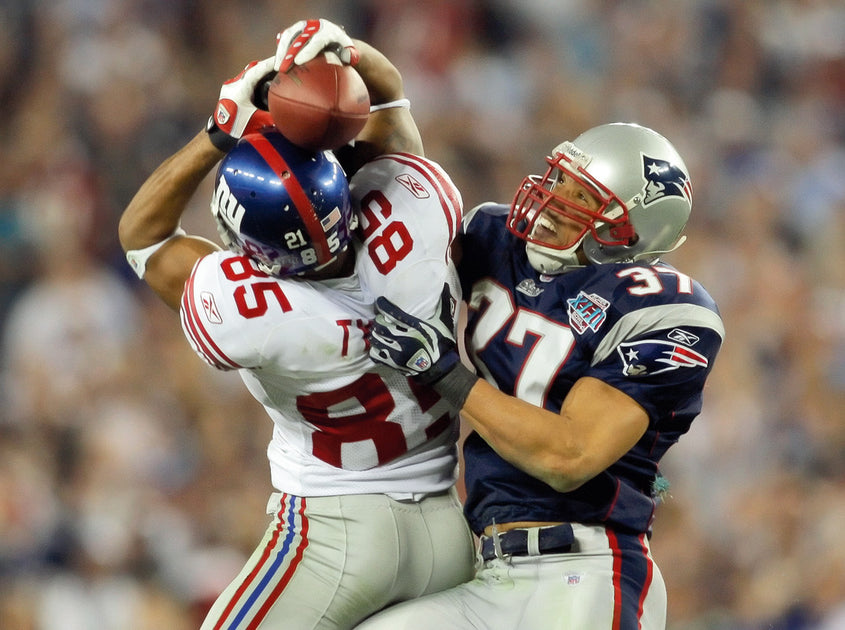 Michael Strahan 2007 Super Bowl XLII Action Photo Print - Item