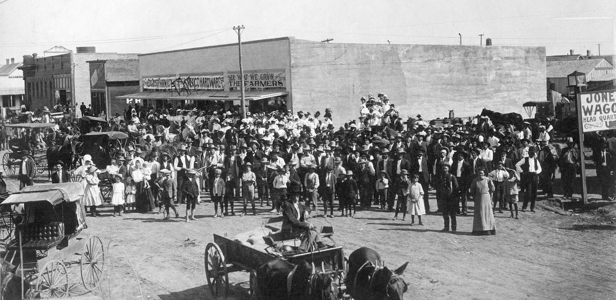 Curry County, NM: 1909-2009 Pictorial History Book – Pediment Publishing