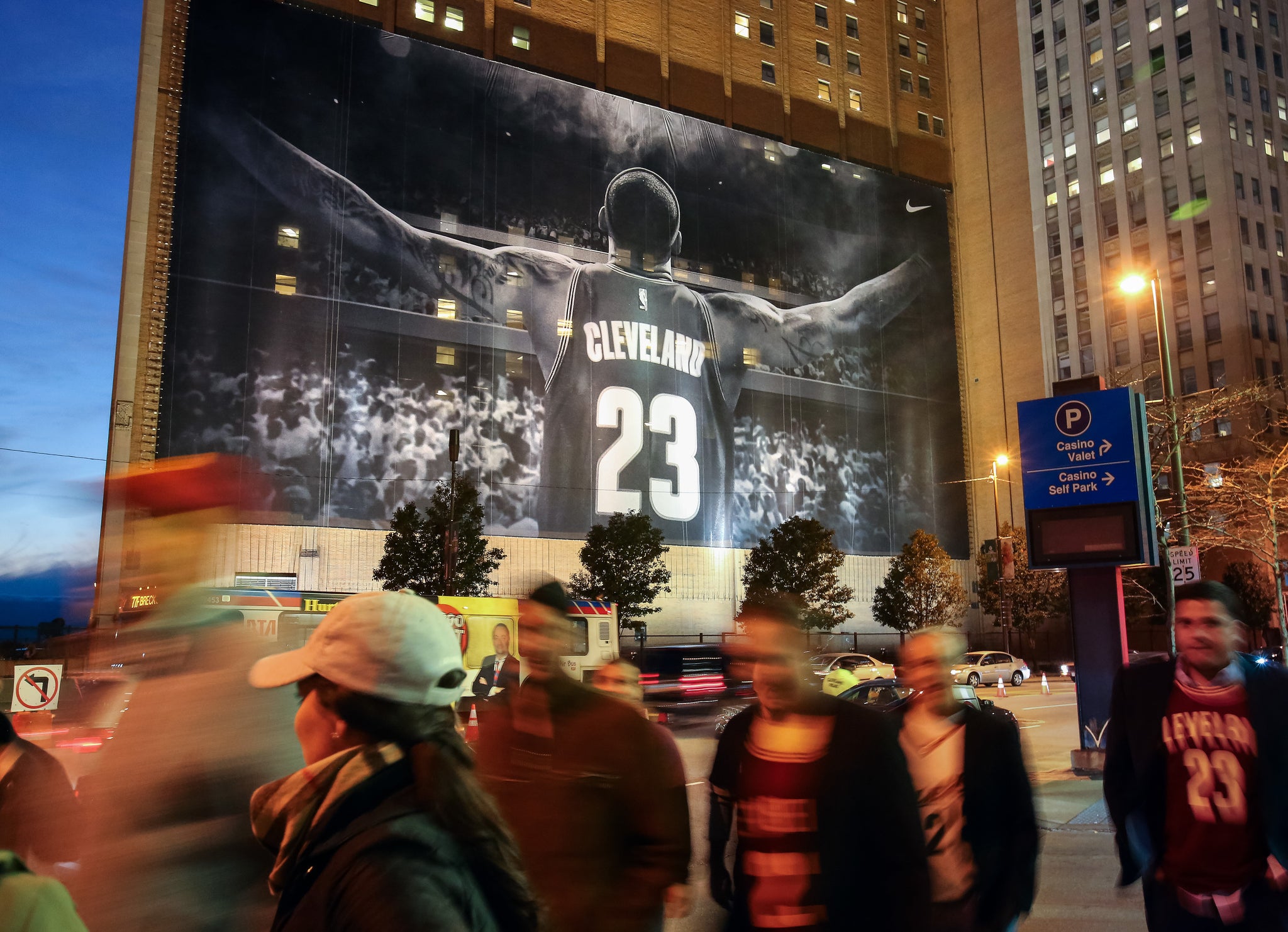 A History of Hoops (2023): The Story of the Cleveland Cavaliers – The  Creative Company Shop