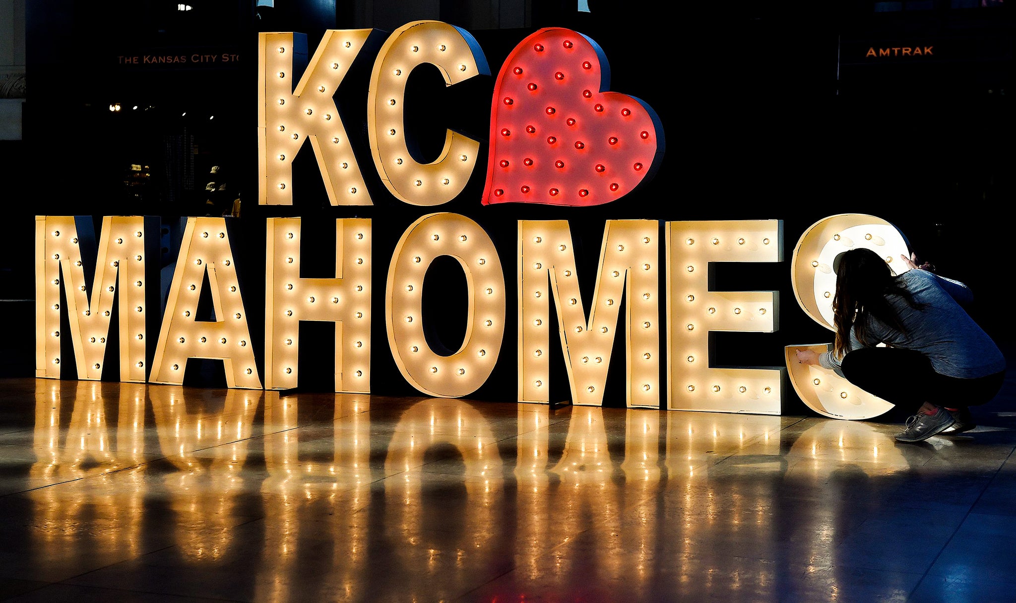 Meet Patrick Mahomes: Kansas City Chiefs - Lerner Publishing Group